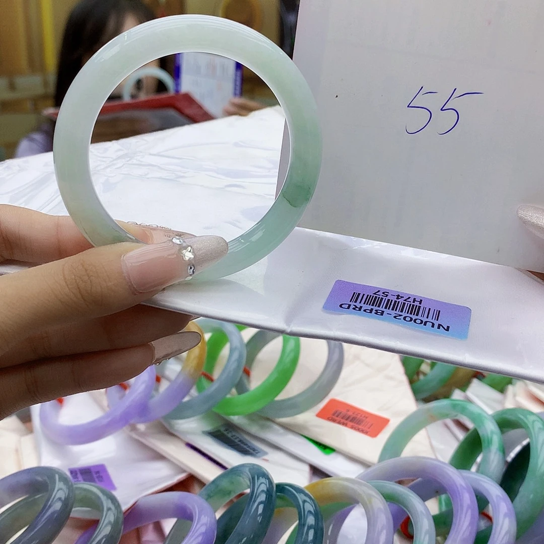 未镶嵌手镯翡翠vbb