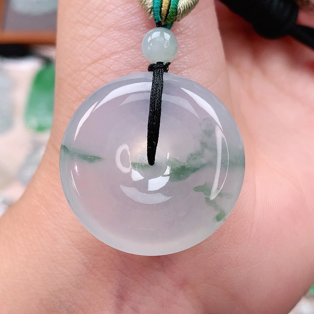 颈饰未镶嵌翡翠浅***?扣