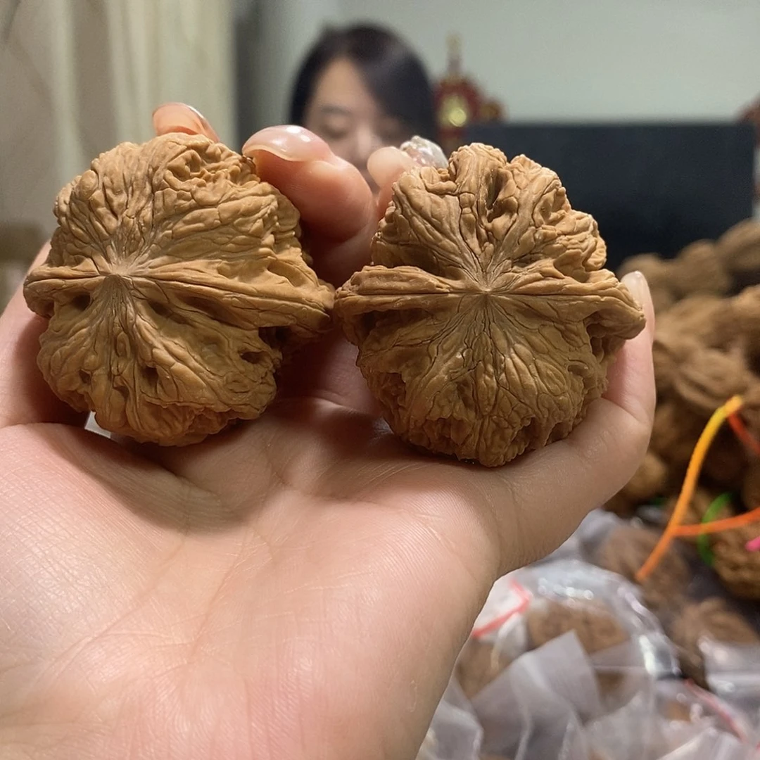 把件文玩核桃46将军膀有水尖