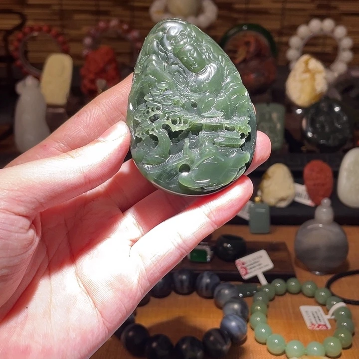 颈饰未镶嵌和田玉吊坠p