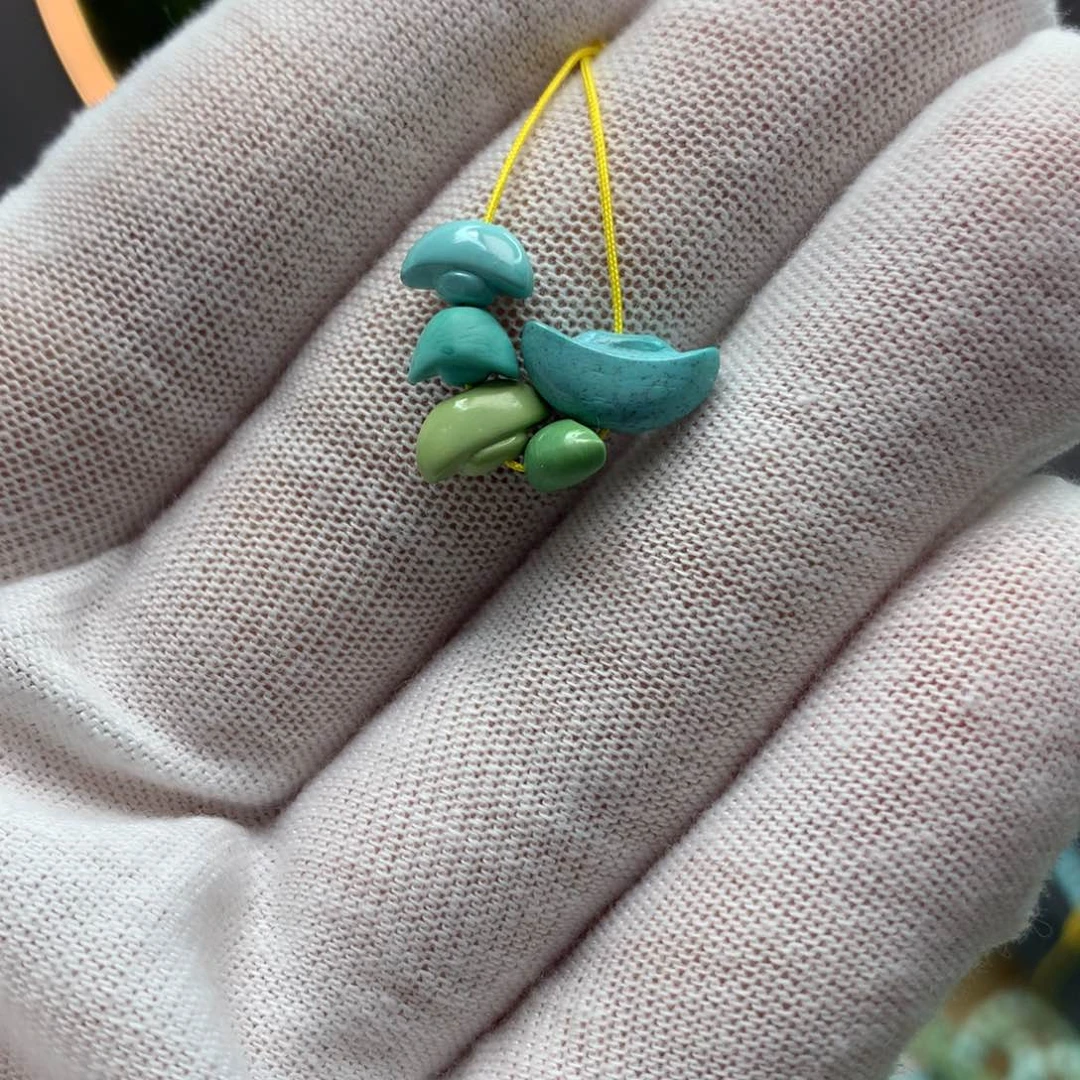 绿松石挂件未镶嵌