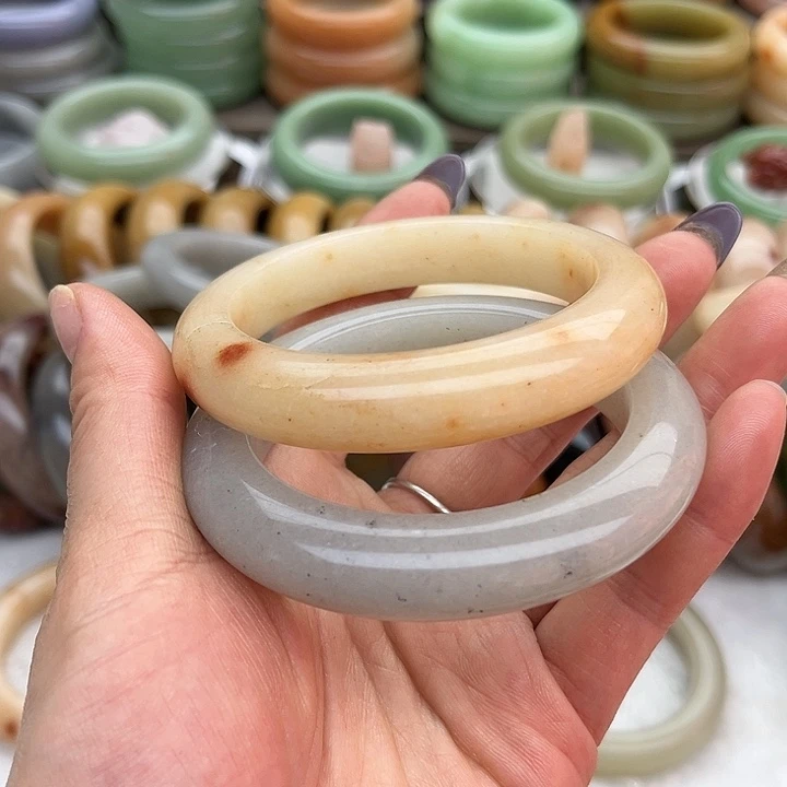 合金手镯石英质玉