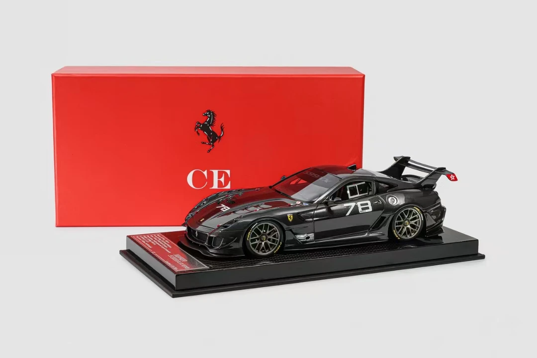CE  Ferrari's XX Programme 599XX Evolution 1:18汽车模型潮玩