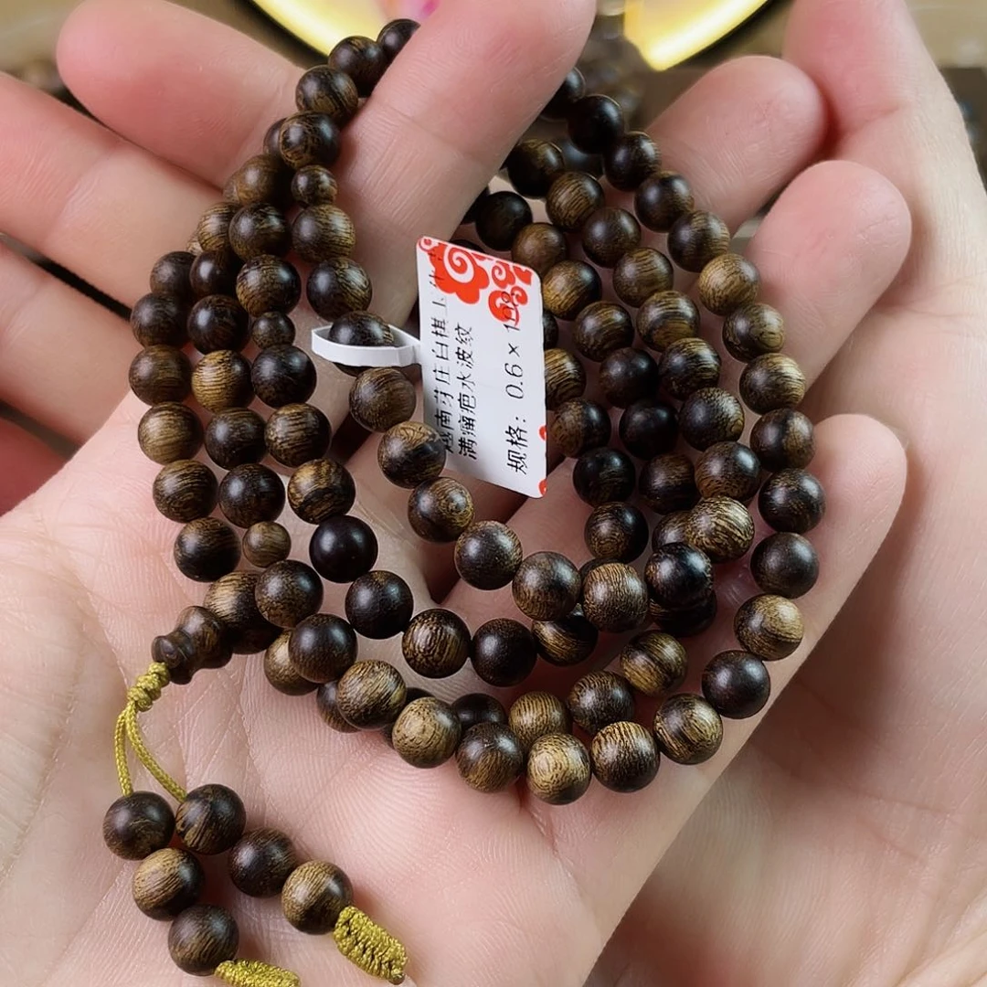 沉香手串L**、越南芽庄老白棋玉化老料瘤疤0.6