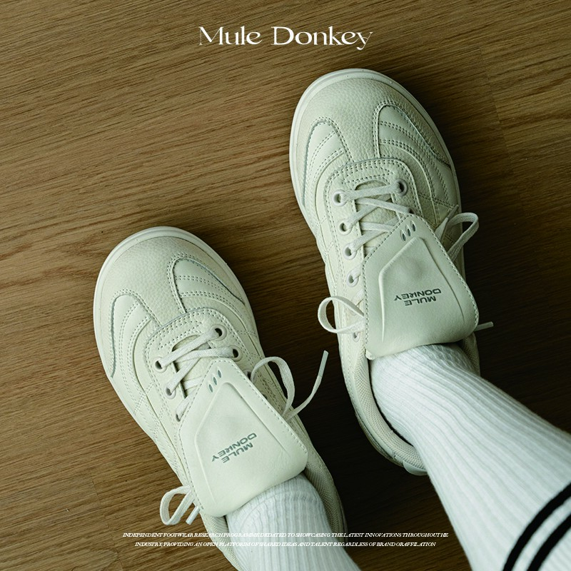 多嘴驴 翻盖赛车鞋春秋轻便白色平底运动德训鞋休闲阿甘鞋