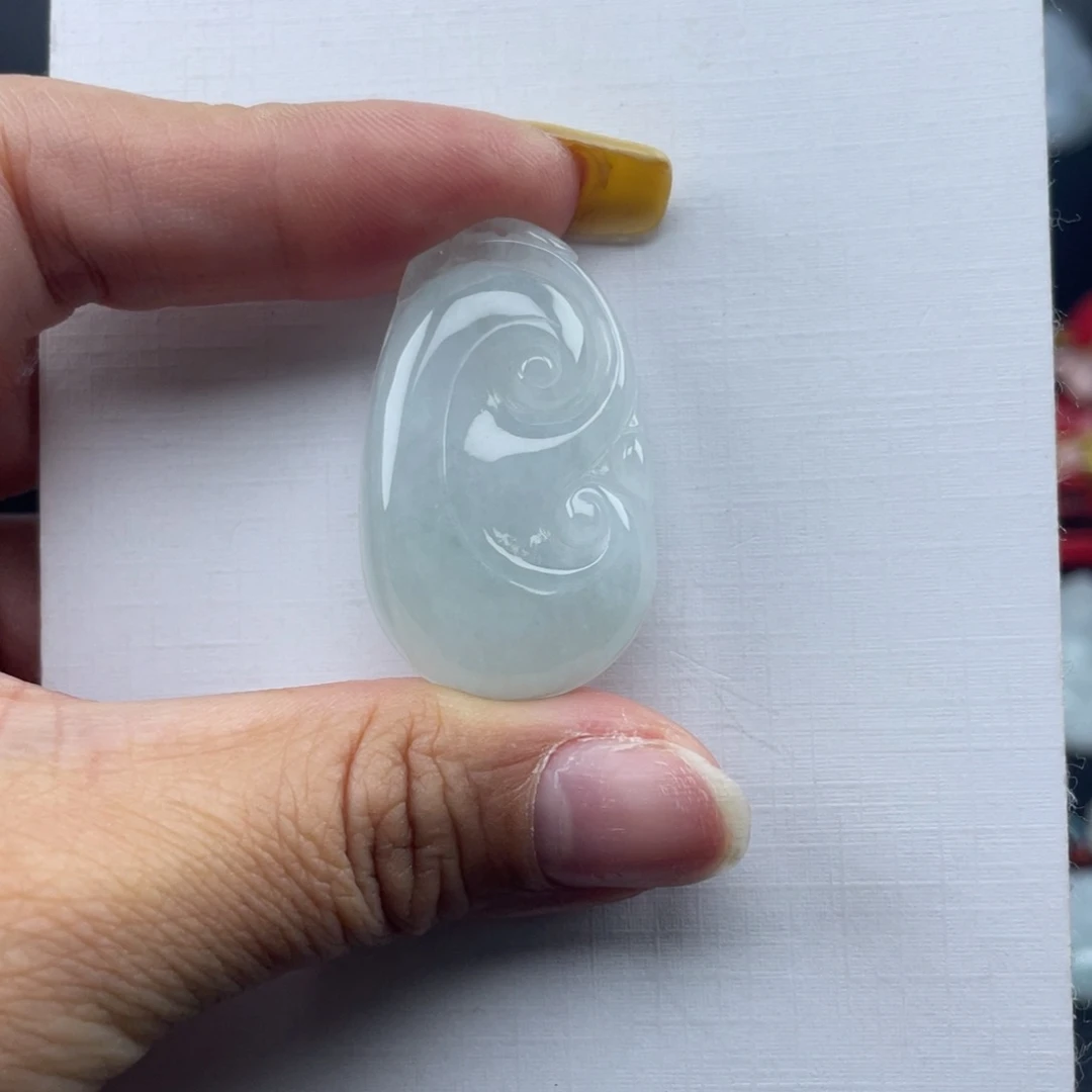 颈饰未镶嵌翡翠小***茶