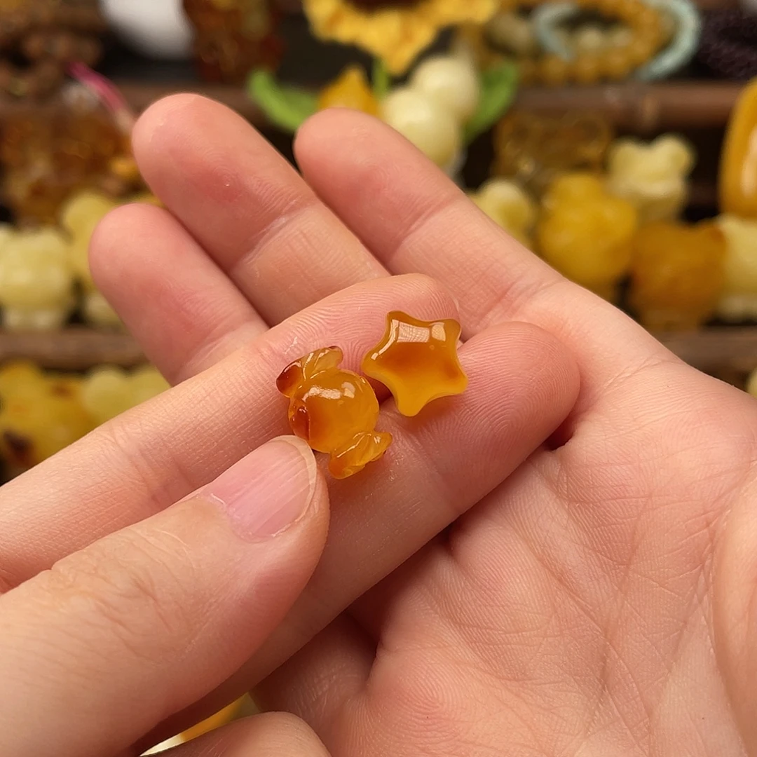 七***七琥珀未镶嵌珠宝奇石