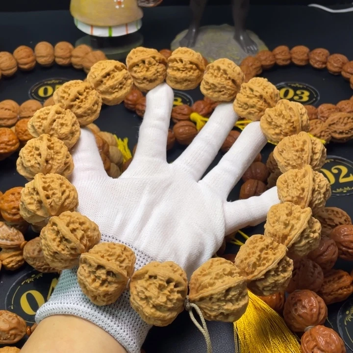 面***海文玩核桃手串粗筋