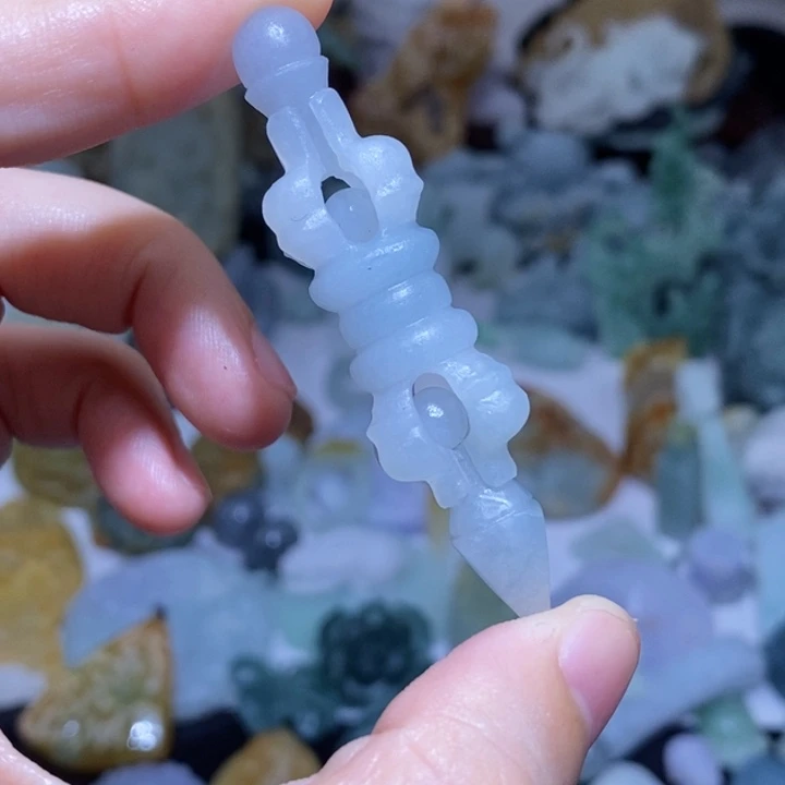 定制翡翠未镶嵌翡翠