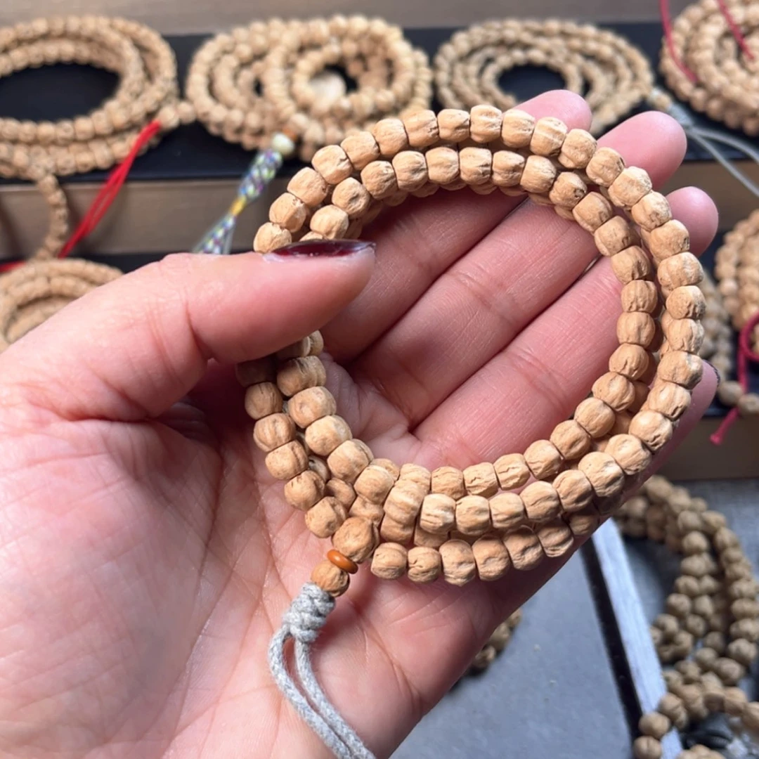 【闪购商品】柏香籽/百香籽吊坠A098