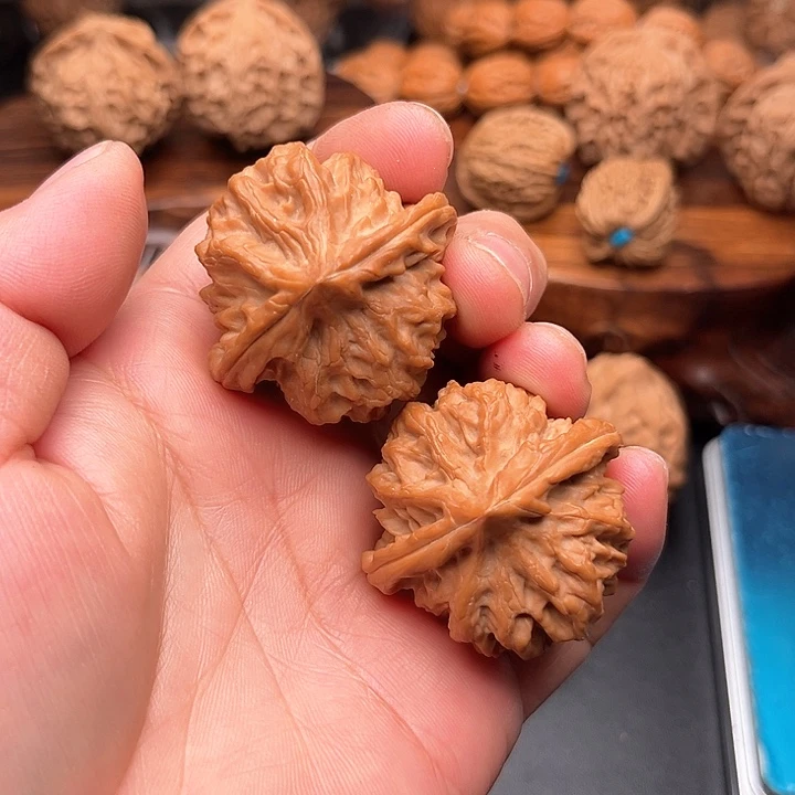 桃核把件核桃曹大龙