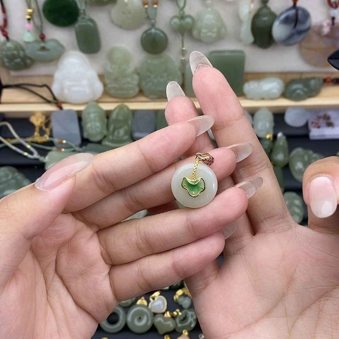 吊坠(赠链)银S925镶嵌和田玉