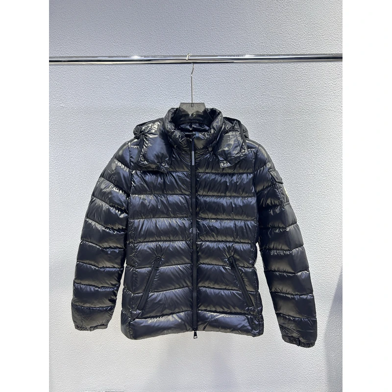 现货Moncler盟可睐 1A52400 Bady女款 黑色亮面连帽羽绒服