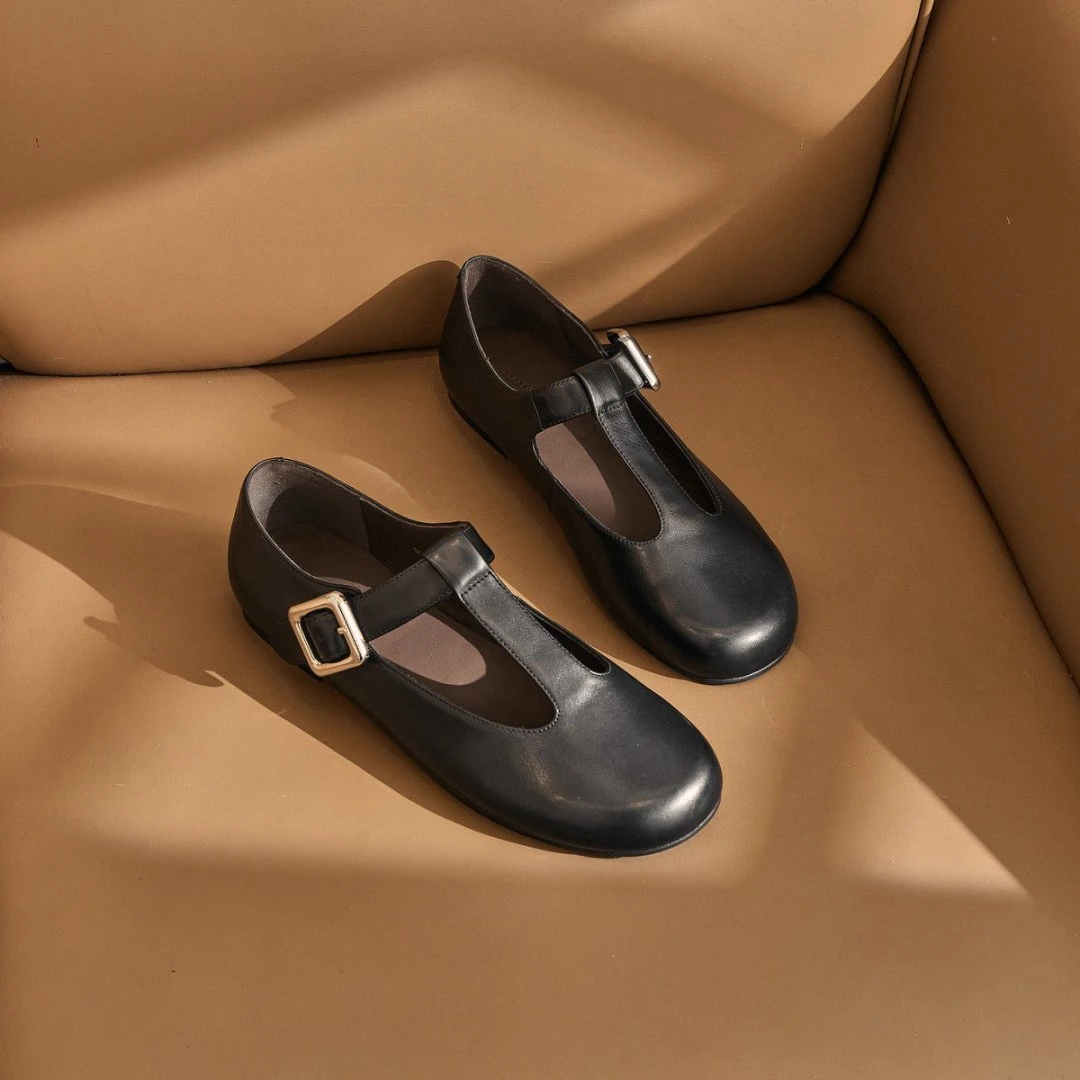 东东2025春夏款T字镂空百搭平底浅口圆头低跟舒适真皮单鞋女G727