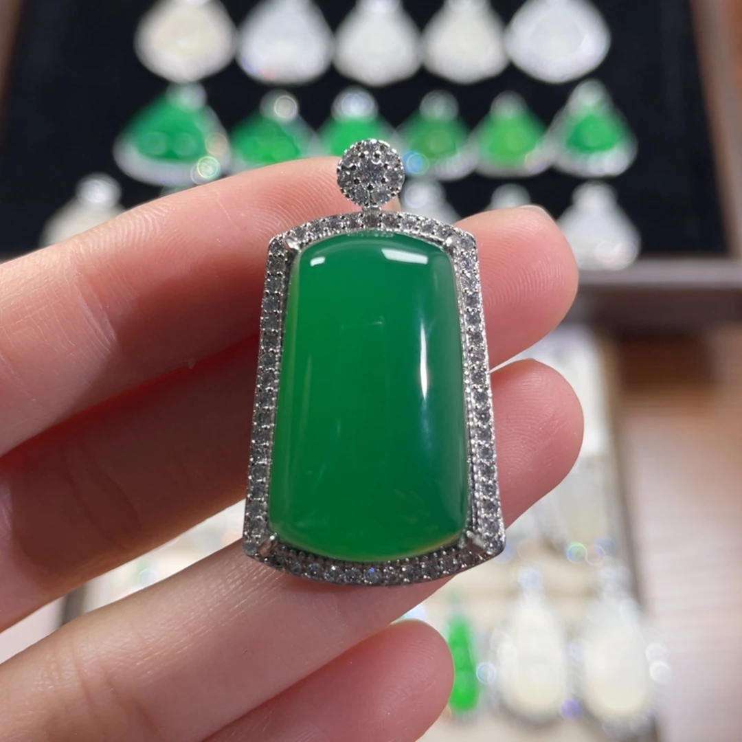 玛瑙/玉髓合金颈饰