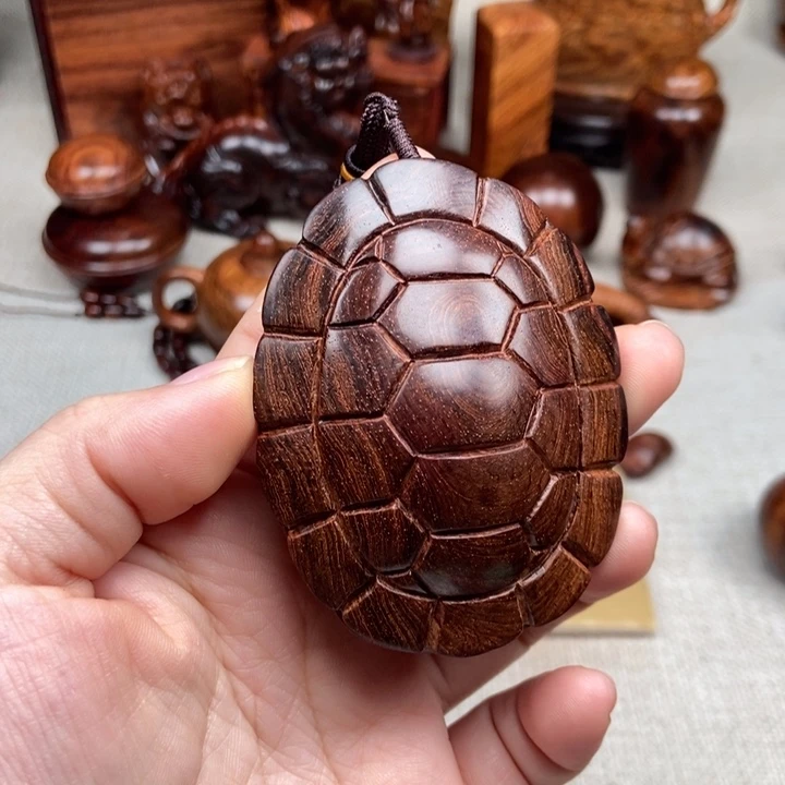 花梨木类端景台灯****?富甲天下