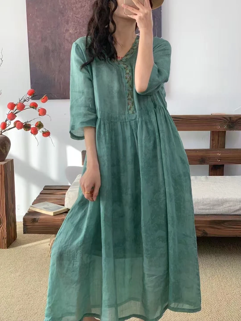 纯色V领夏季六分袖优雅风提花印花常规民族风刺绣连衣裙