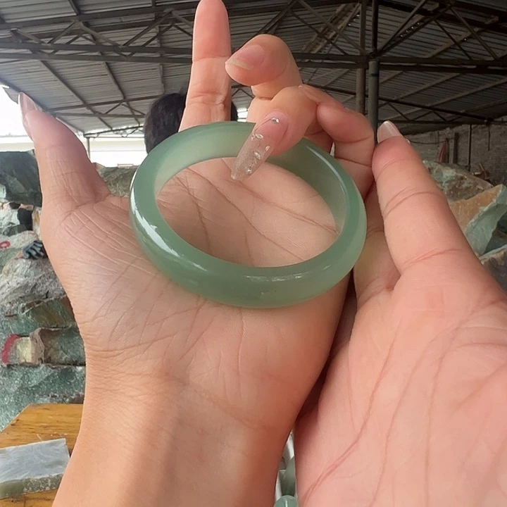 未镶嵌手镯东陵石东陵玉手镯