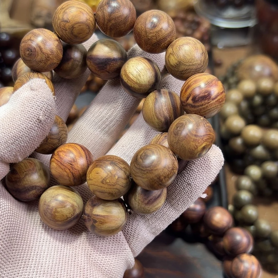 亦***乘手串/手链黄花梨/降香黄檀