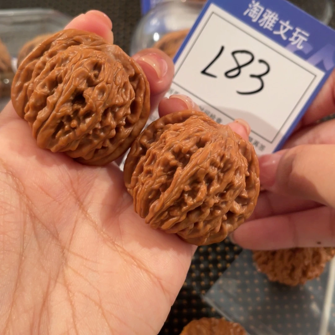 A***林把件文玩核桃L83 四座楼 40
