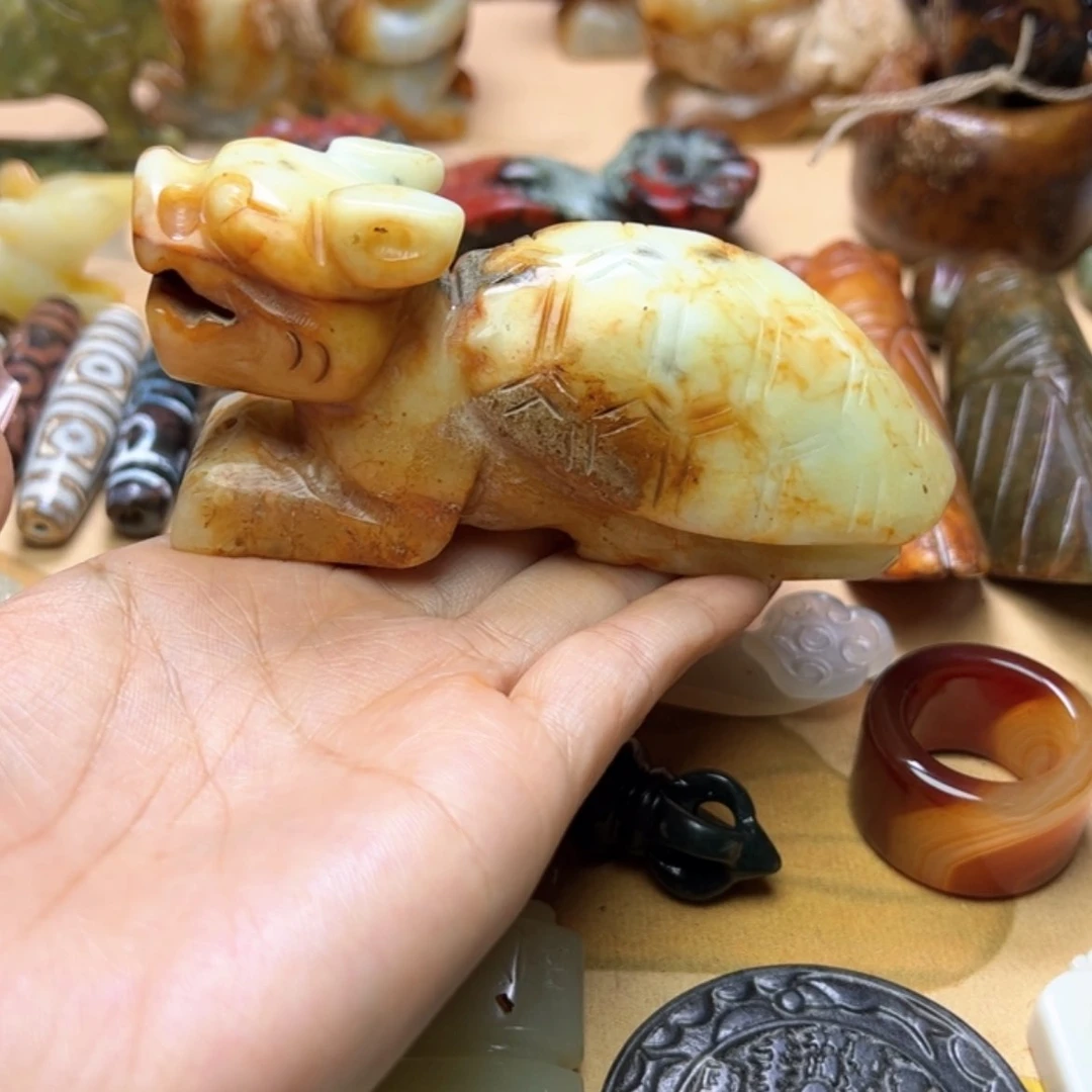 【闪购商品】蛇纹石玉颈饰未镶嵌