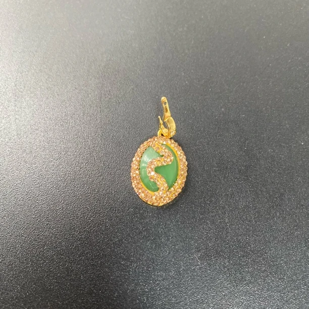 铜合金合成锆石吊坠 TTSD 绿色蛋面轻奢宫廷风吊坠 1315