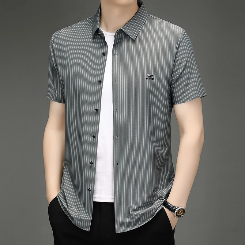 夏季新款冰丝短袖衬衫男士条纹潮牌无痕半袖抗皱宽松商务休闲衬衣