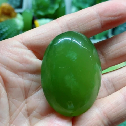 蛇纹石玉未镶嵌挂件
