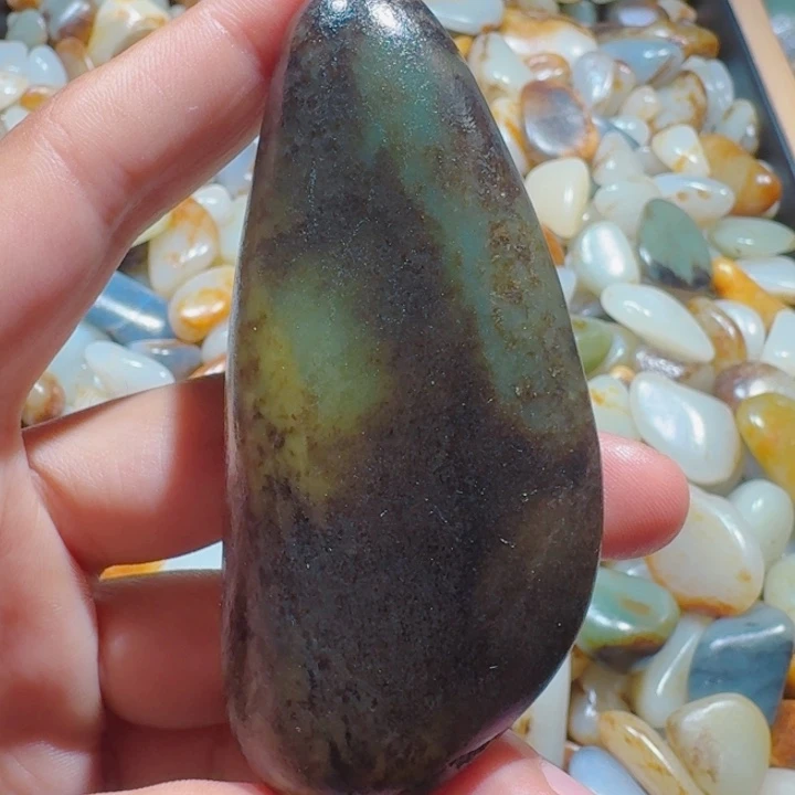 和田玉未镶嵌挂件98克