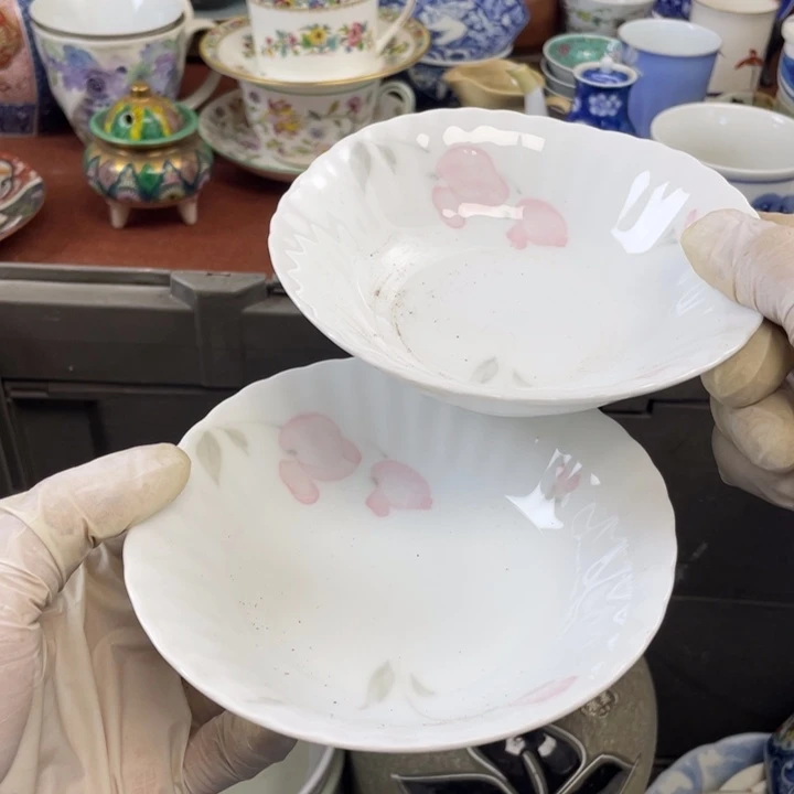 他家瓷器真美…开播了