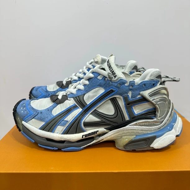 99新 Balenciaga/巴黎世家 40码 新款 Runner 蓝色老爹鞋