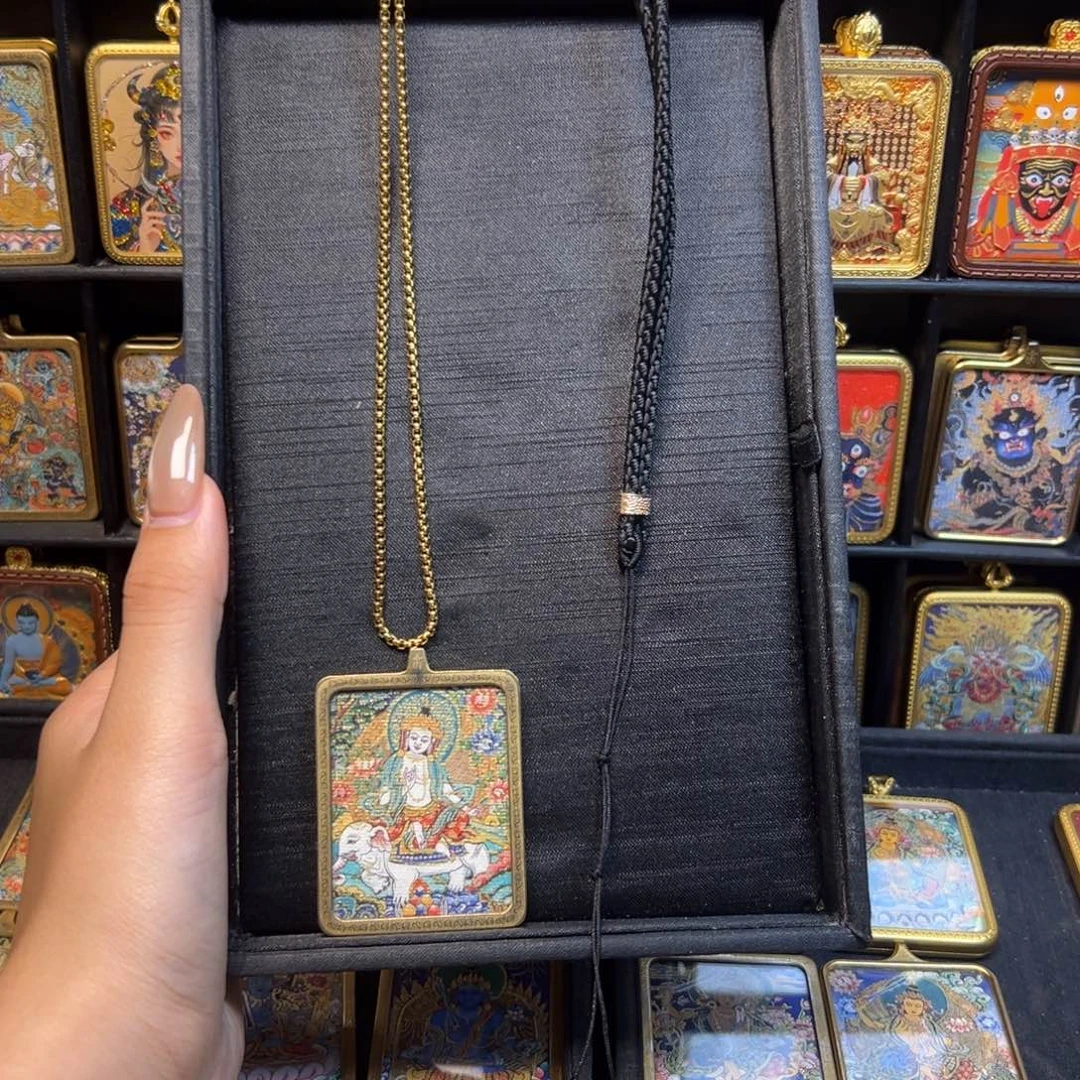 m****吊坠美丽的小仙女在火山分享视频乔恩