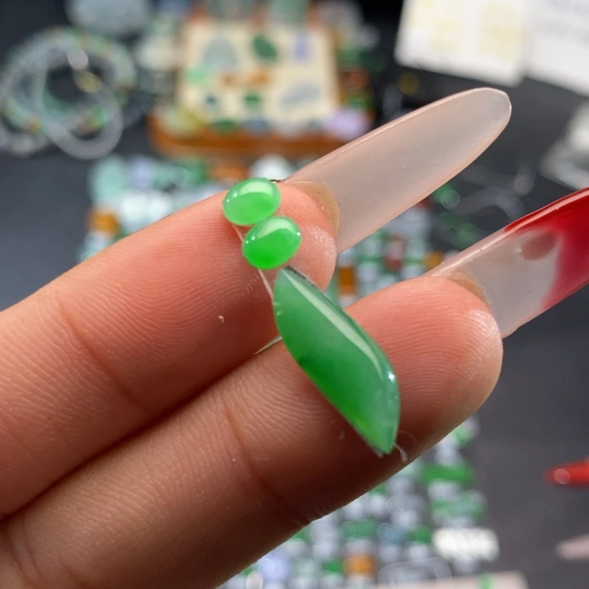 【闪购商品】翡翠挂件未镶嵌随行