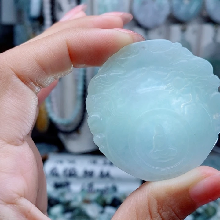 翡翠未镶嵌颈饰翡翠
