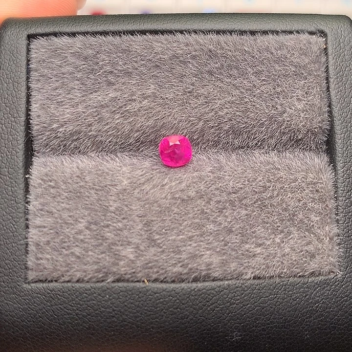 蓝宝石裸石未镶嵌缅甸抹谷天然无烧