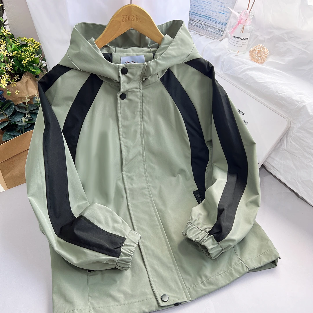 泡泡噜童装儿童春季户外运动冲锋衣外套休闲宽松防风防水防尘