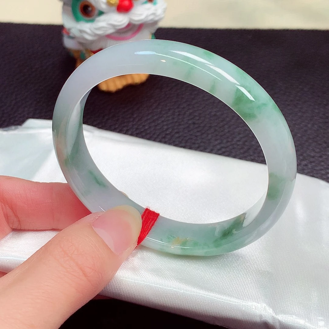翡翠手镯未镶嵌524号