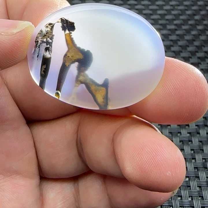 张***9玛瑙/玉髓未镶嵌颈饰