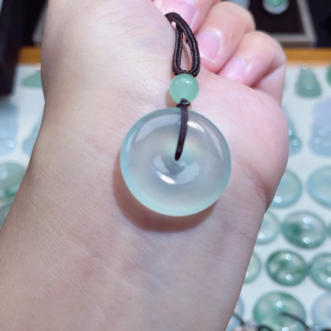 颈饰未镶嵌翡翠扣子