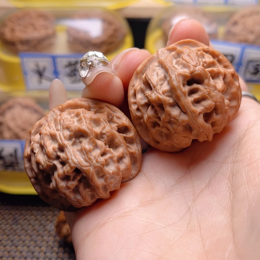 文玩核桃把件苹果园