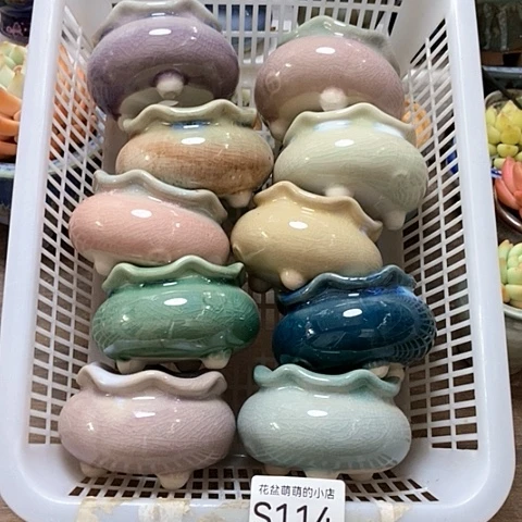 紫砂花盆114微瑕品口径4.5左右