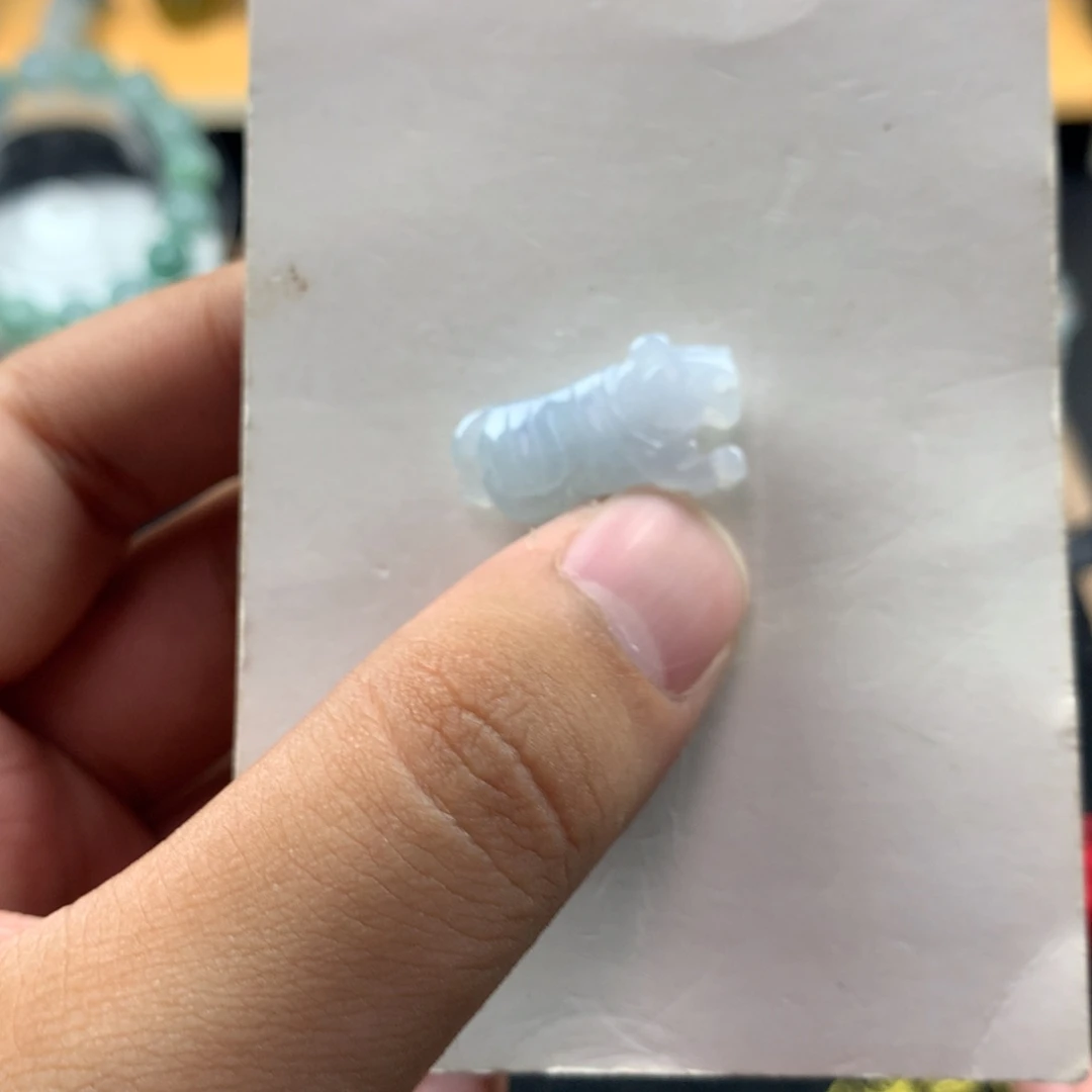 翡翠未镶嵌颈饰000