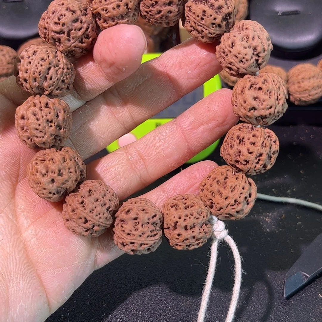 小***聪金刚菩提吊坠20老树