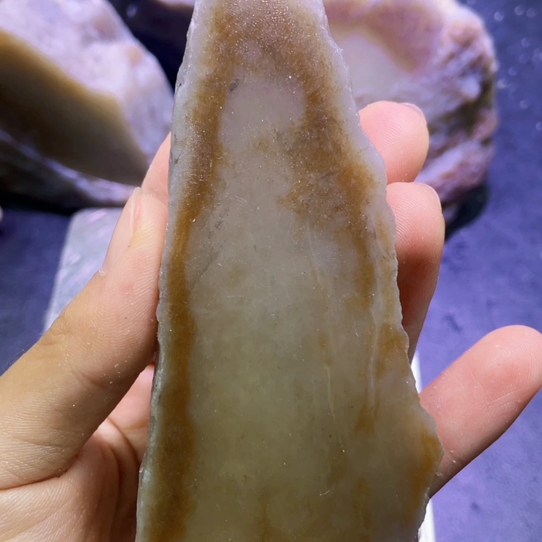 和田玉未镶嵌珠宝半成品