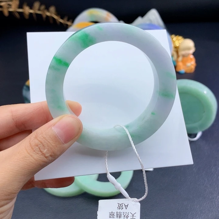 定制翡翠手镯未镶嵌
