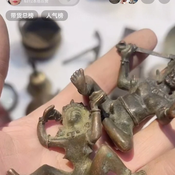 文玩开门成对铜器