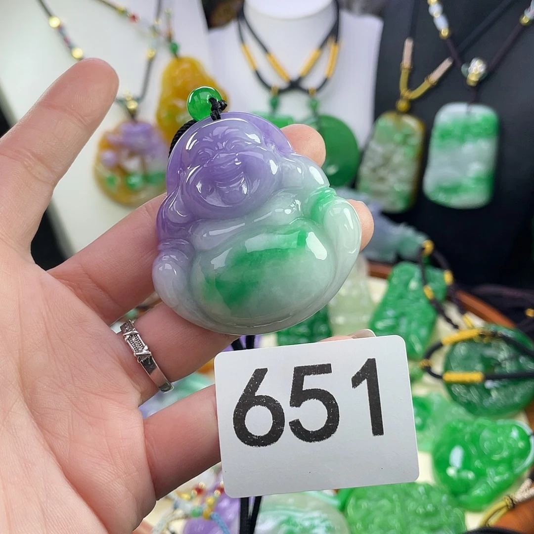 翡翠未镶嵌吊坠(赠链)