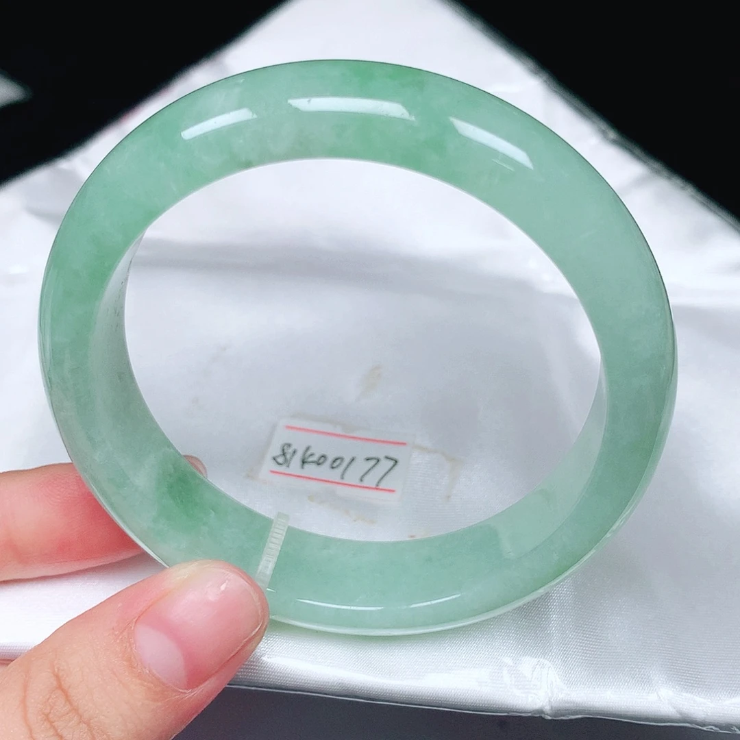 翡翠未镶嵌手镯正圈55