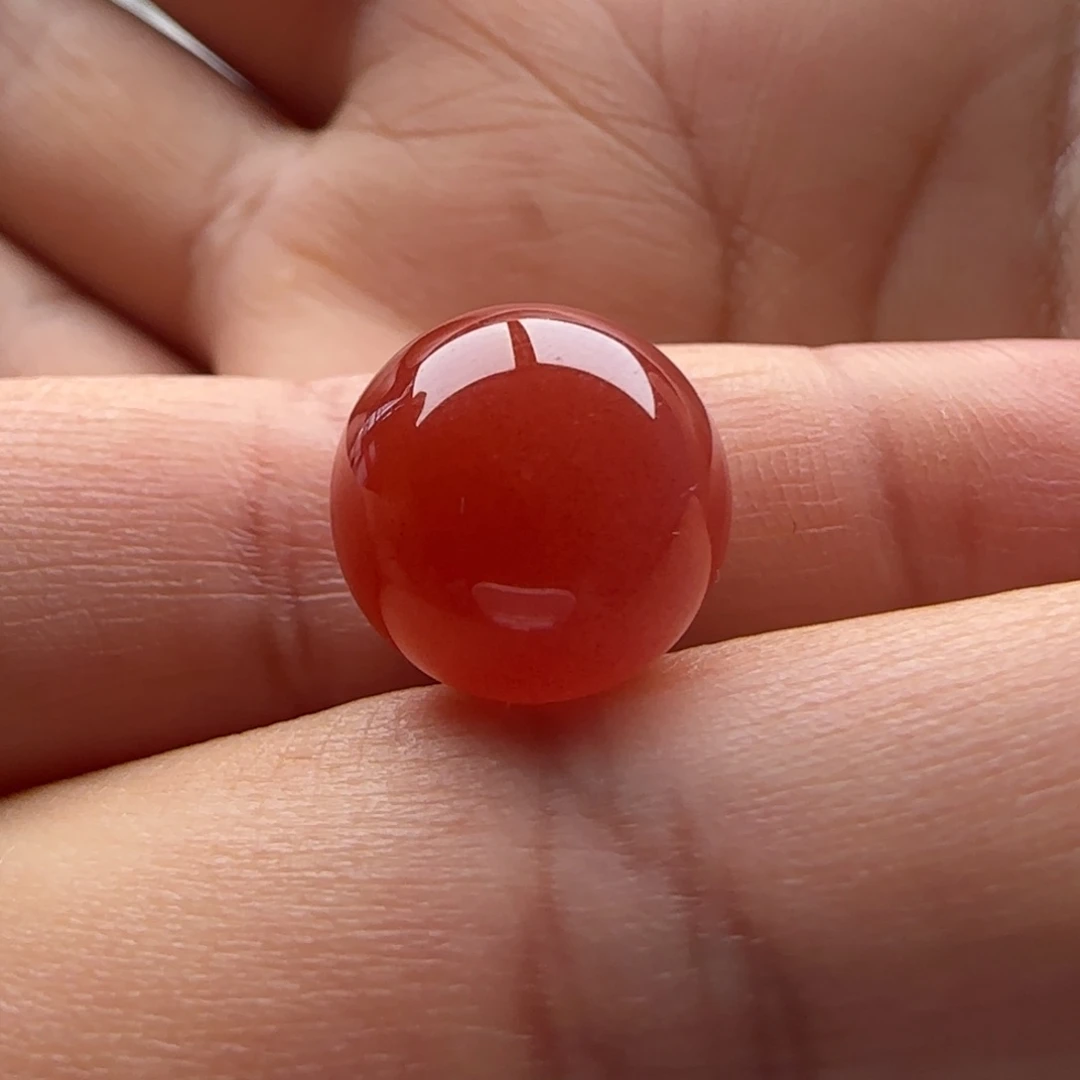 南红玛瑙圆珠12.8未镶嵌有纹