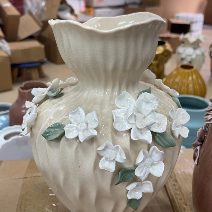 瓷片陶瓷。。。。。。。。。。。。。。。。